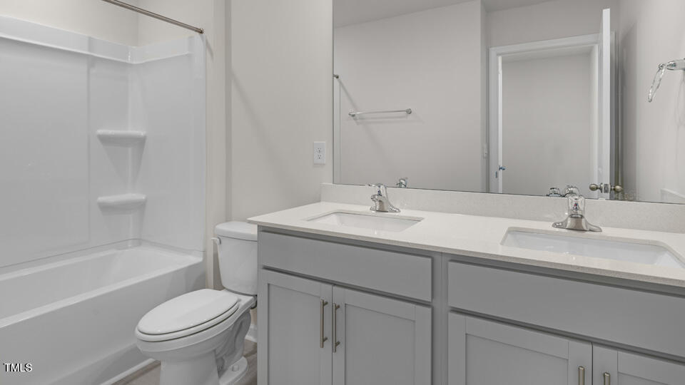 982 Ocean Court Property Photo 25