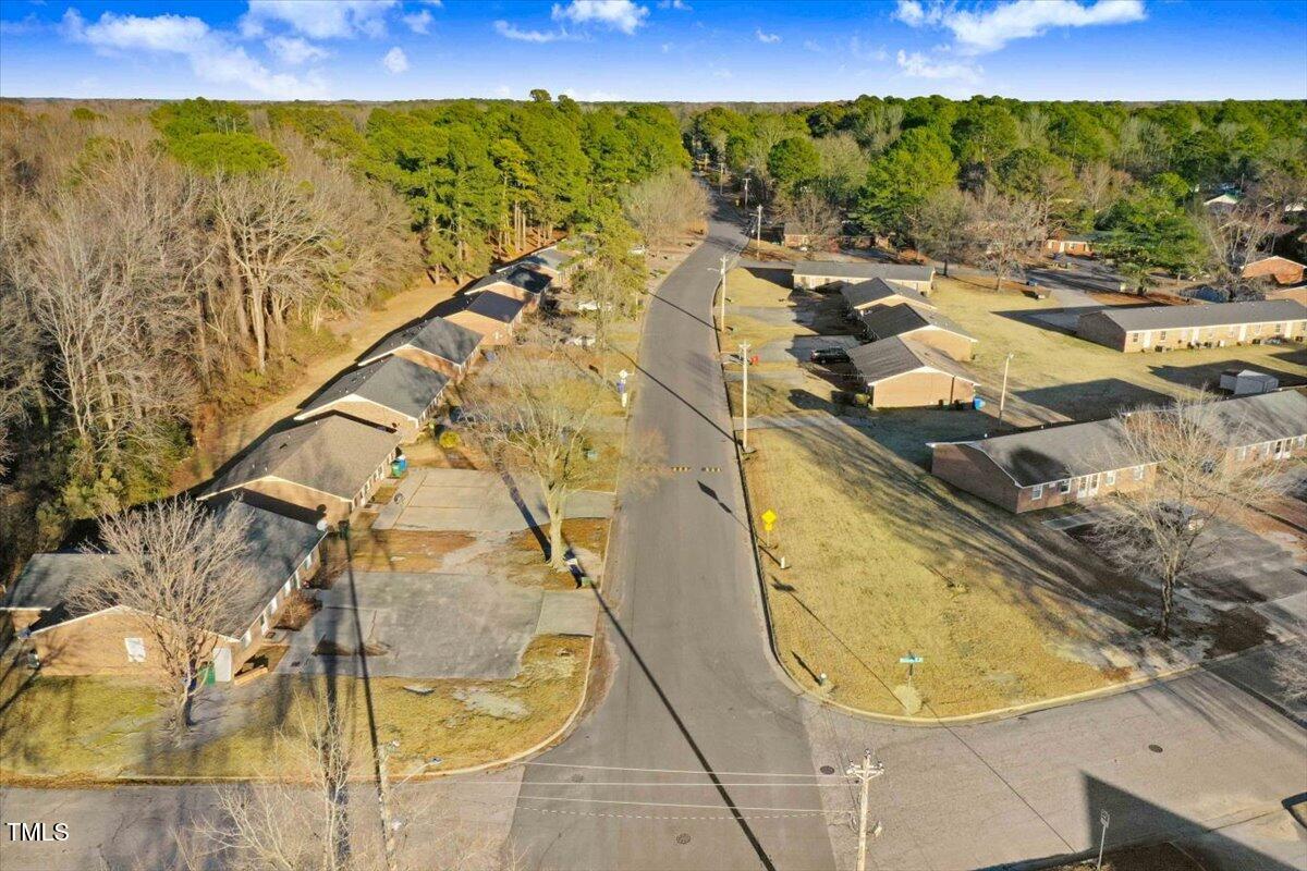 1601 Snowden Drive Se Property Photo 3