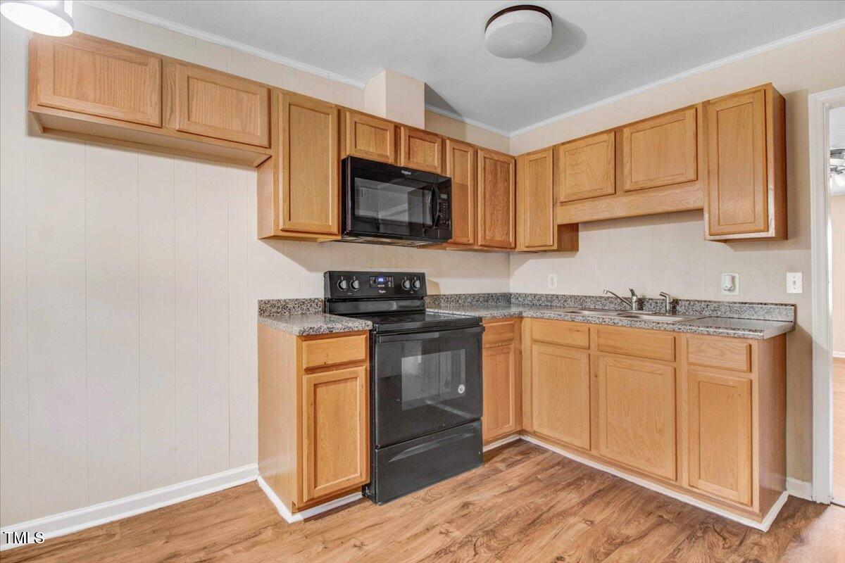 1601 Snowden Drive Se Property Photo 10