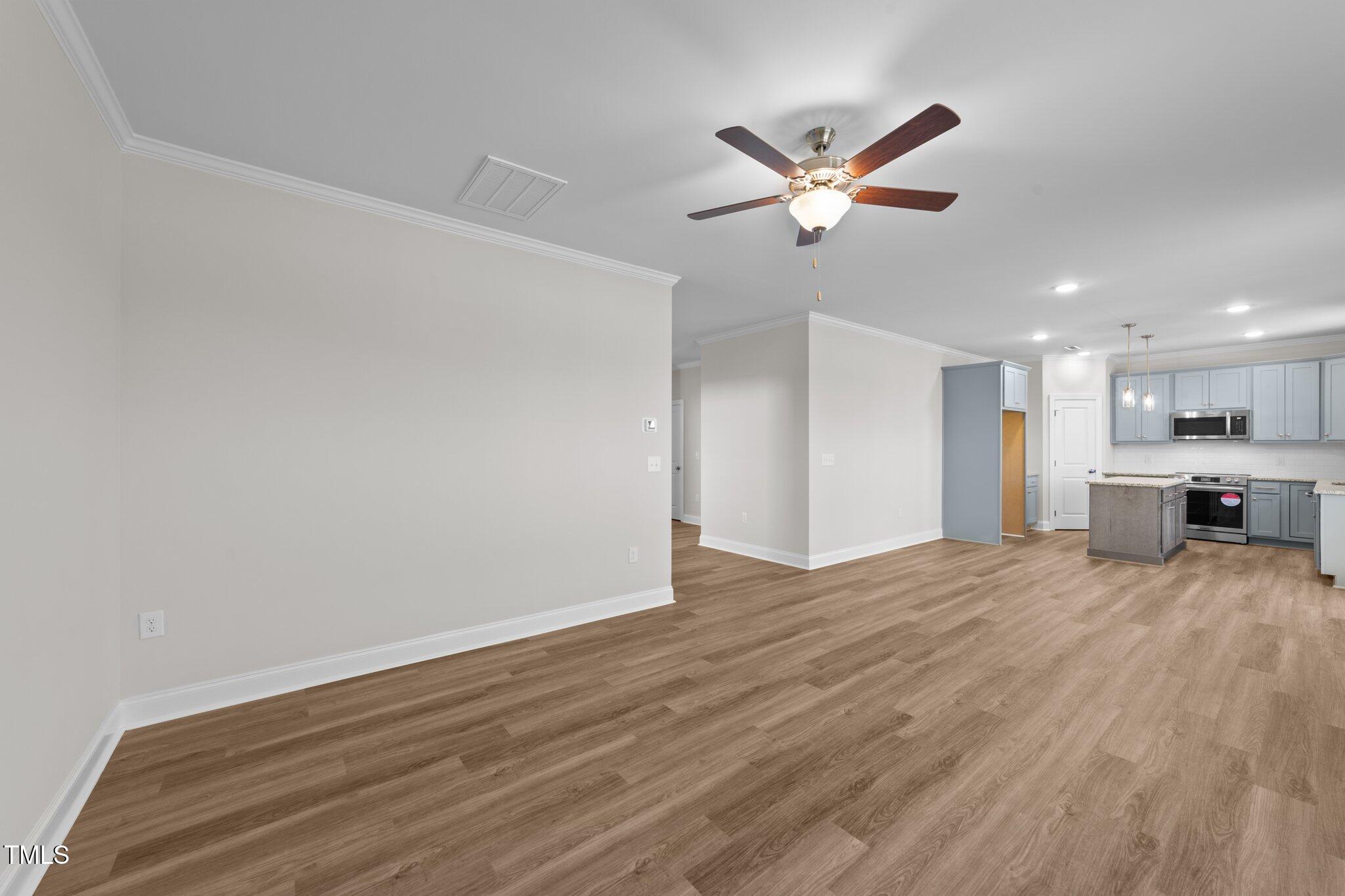 55 Diamond Creek Drive Property Photo 11
