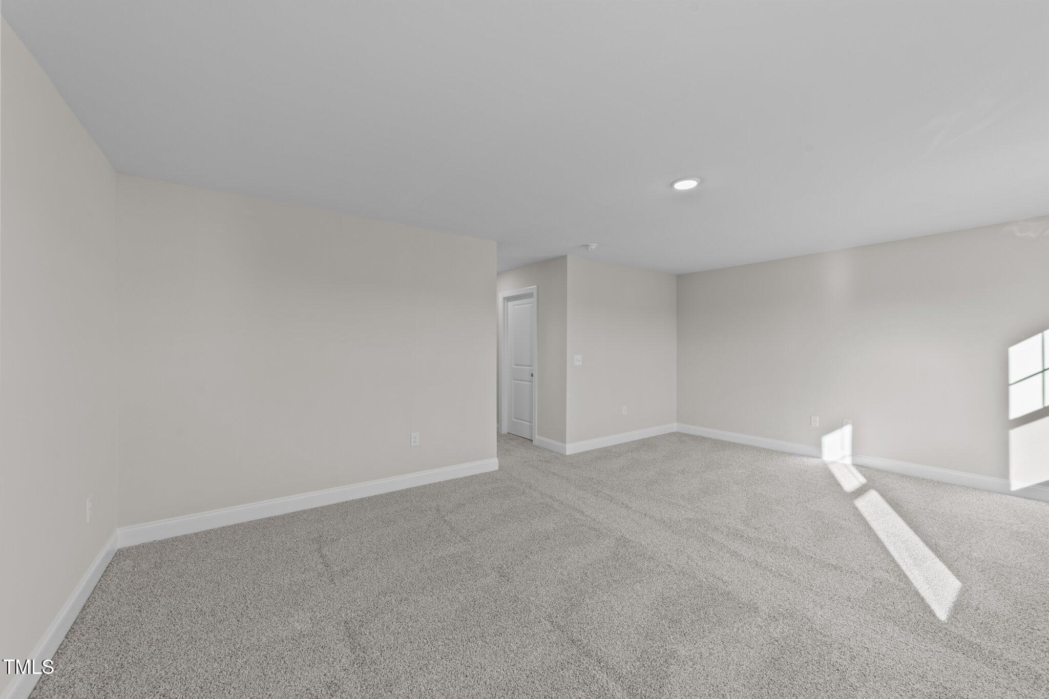 55 Diamond Creek Drive Property Photo 13
