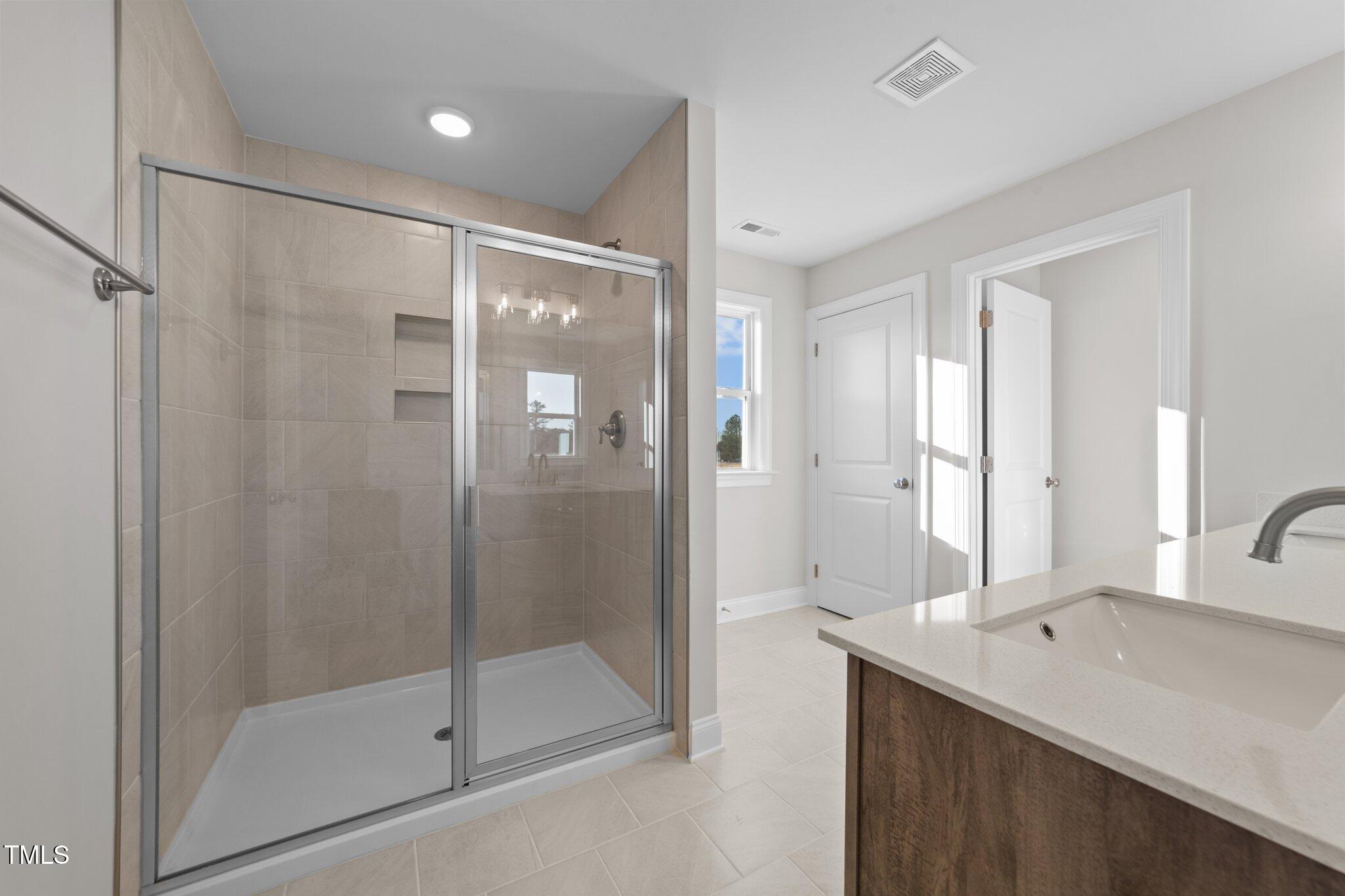 55 Diamond Creek Drive Property Photo 15