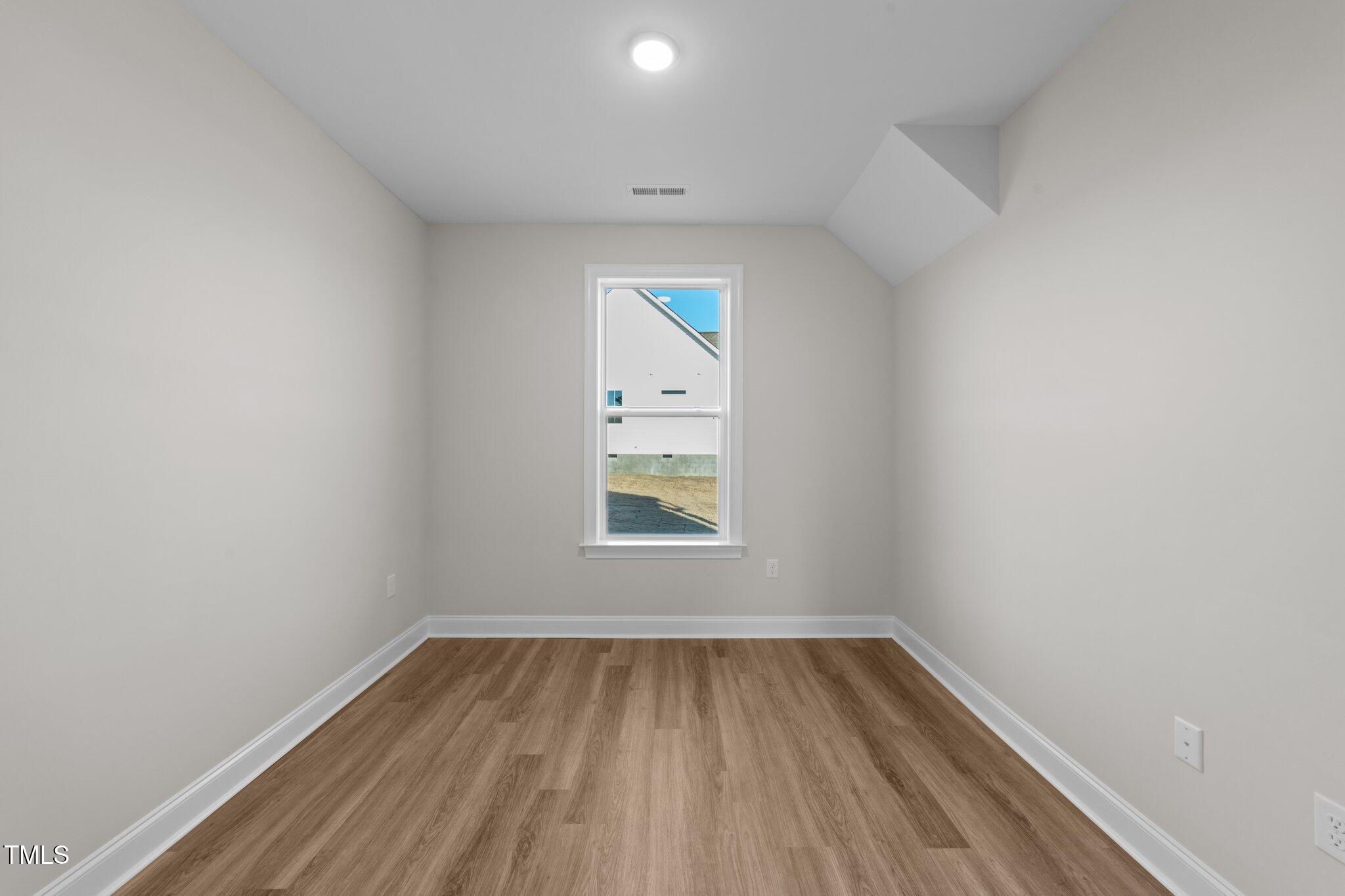 55 Diamond Creek Drive Property Photo 17