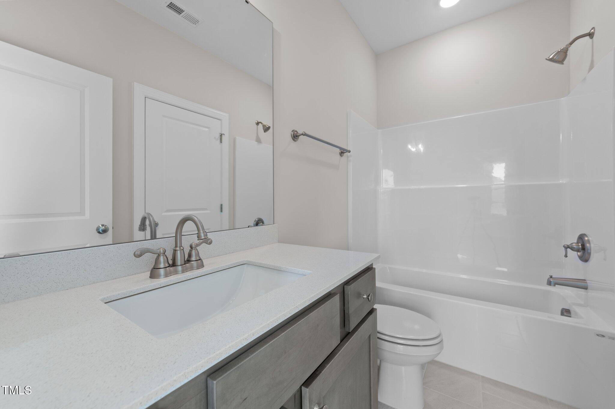 55 Diamond Creek Drive Property Photo 21
