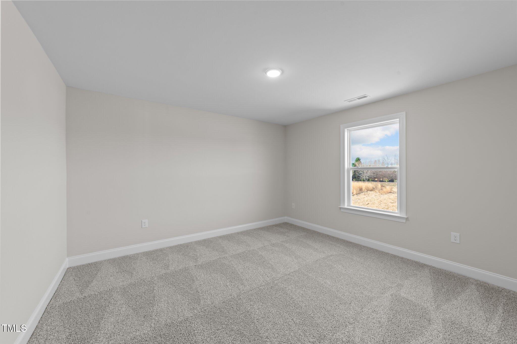 55 Diamond Creek Drive Property Photo 27