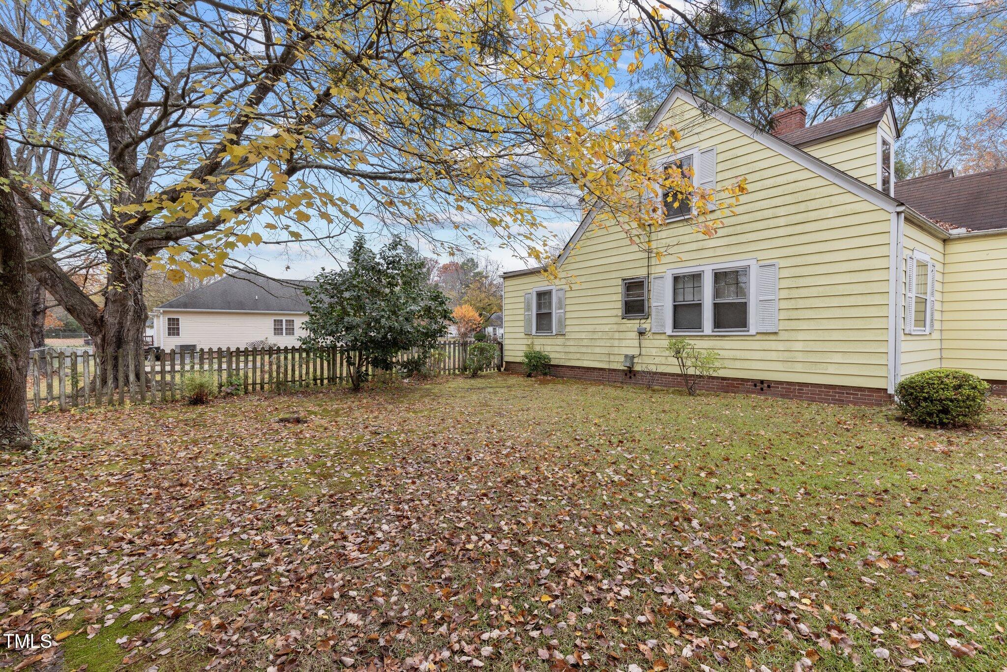 345 Henderson Street Property Photo 3
