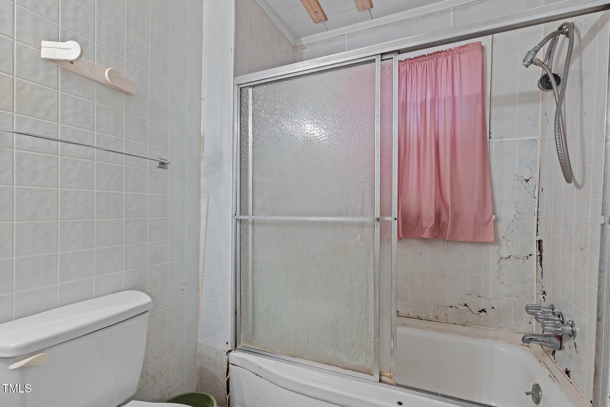345 Henderson Street Property Photo 12