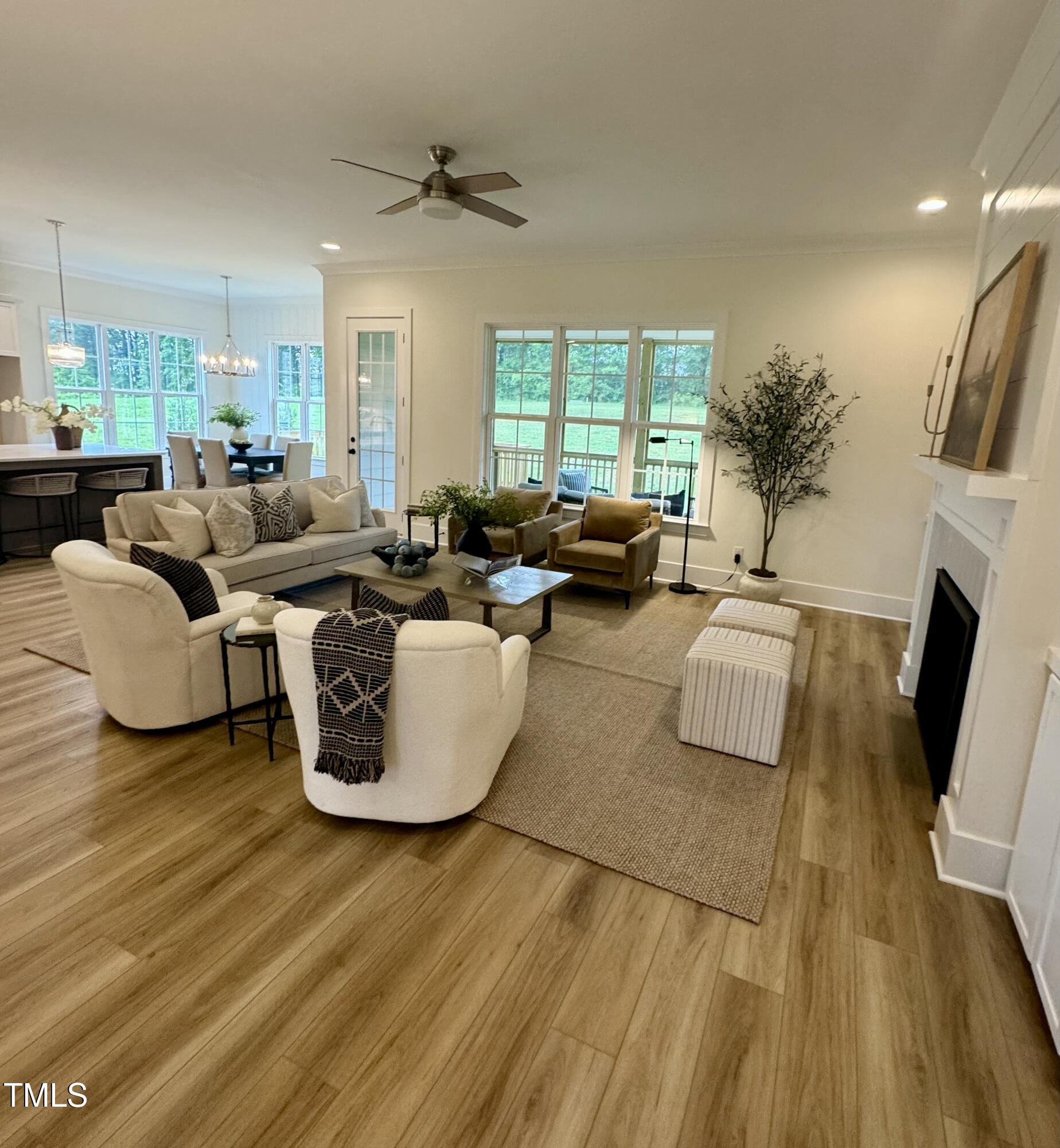 1233 Azalea Garden Circle Property Photo 7