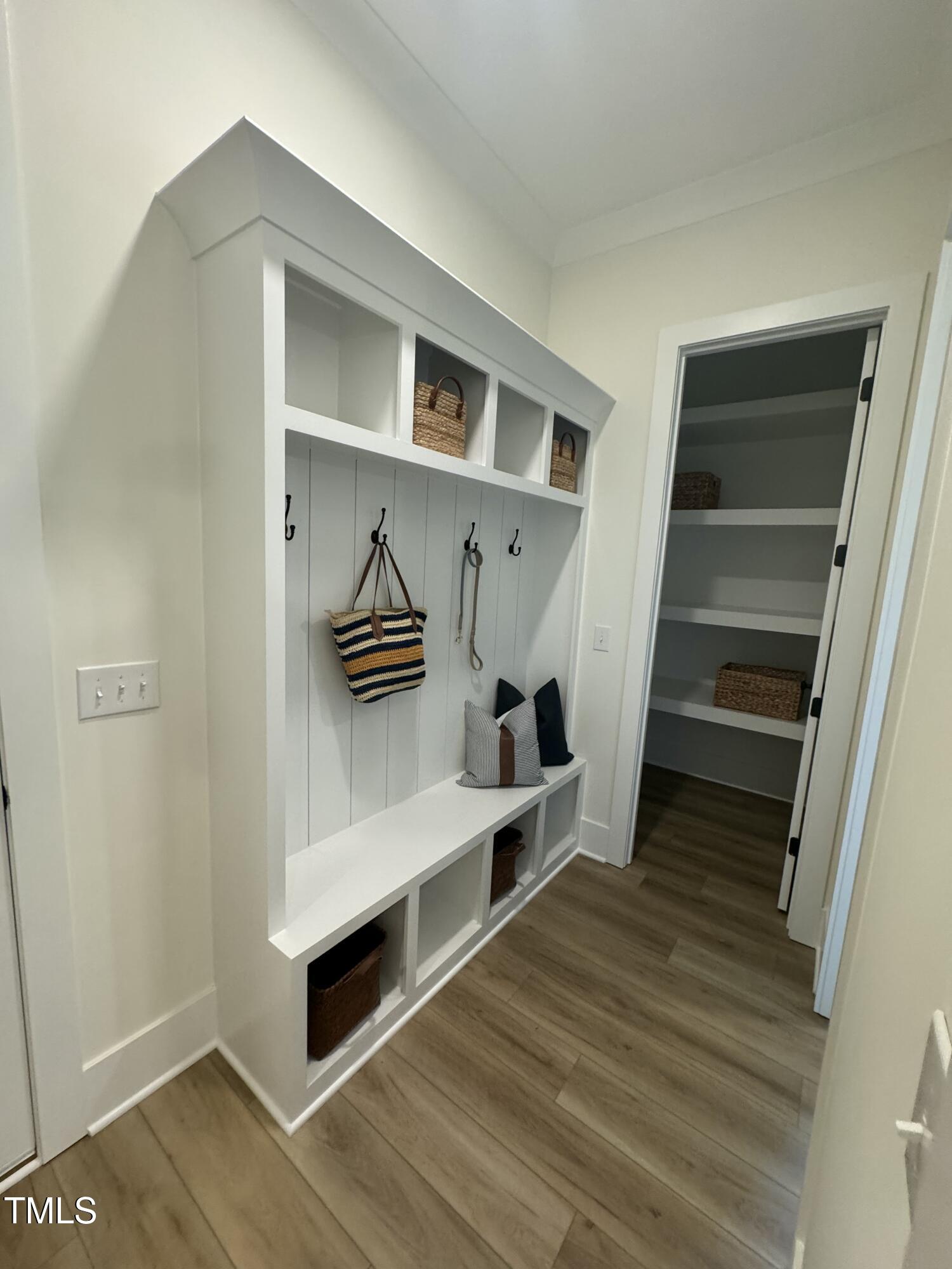 1233 Azalea Garden Circle Property Photo 11