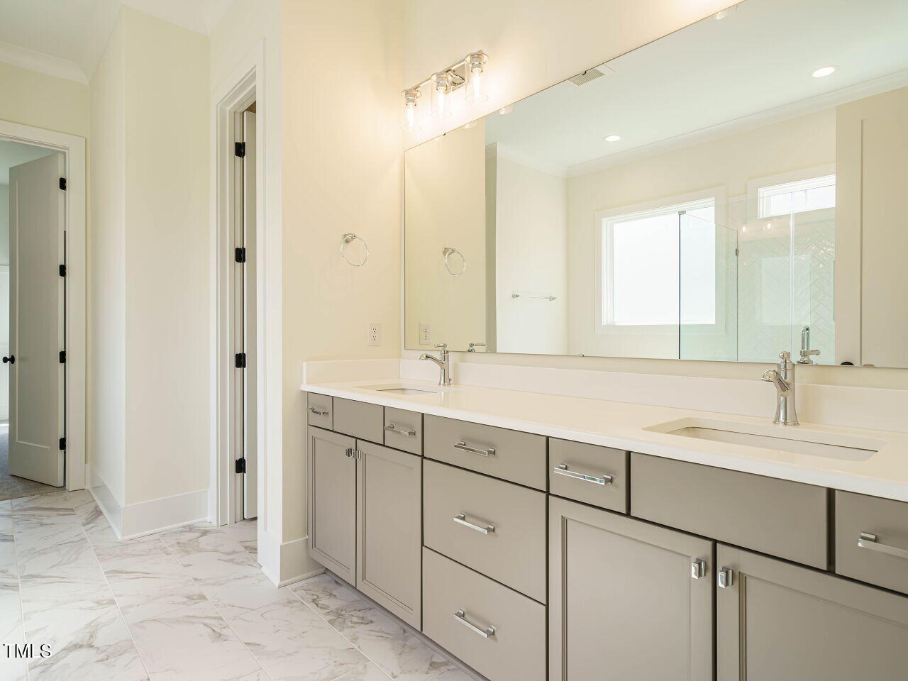 1233 Azalea Garden Circle Property Photo 31