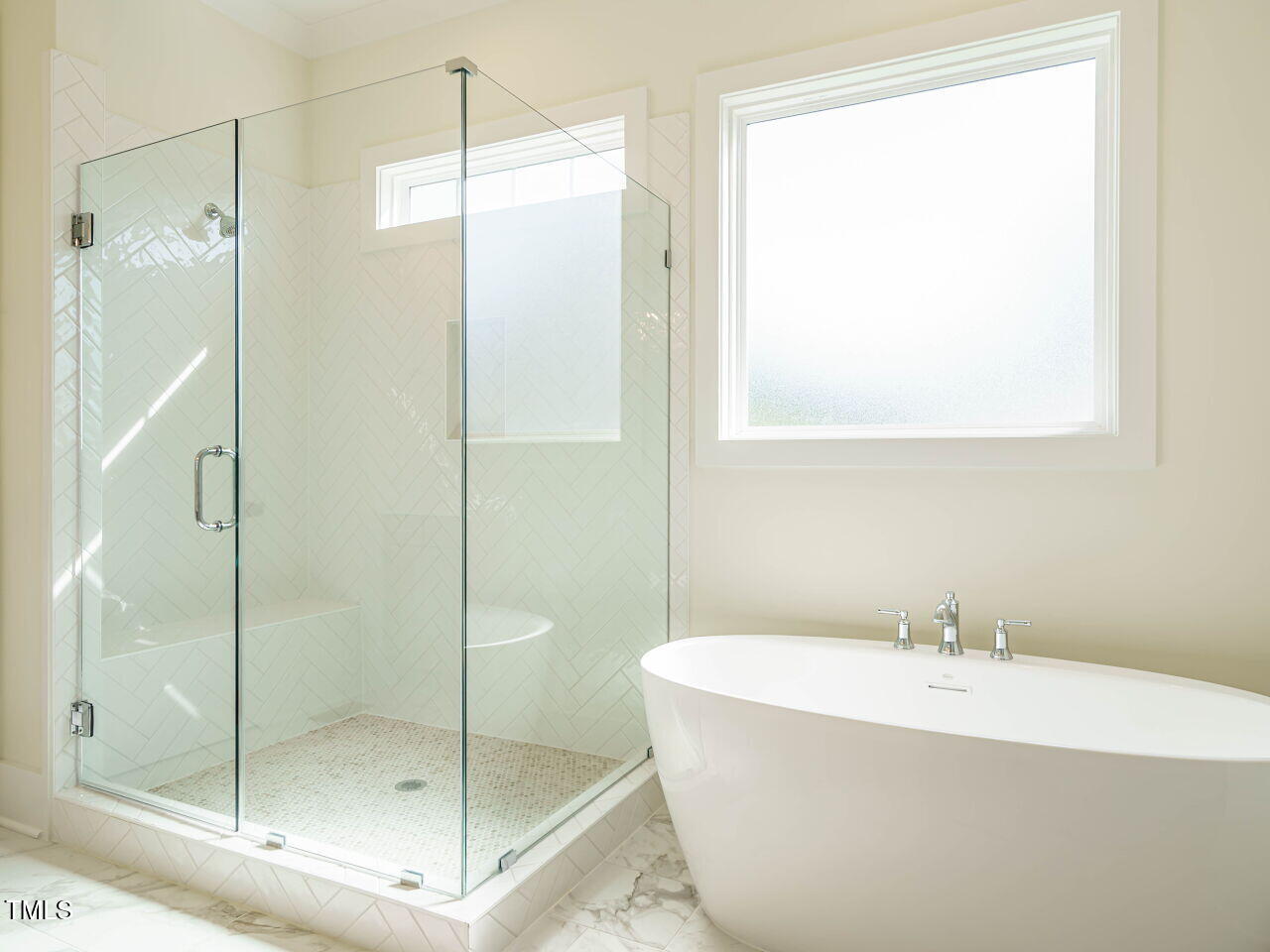 1233 Azalea Garden Circle Property Photo 32