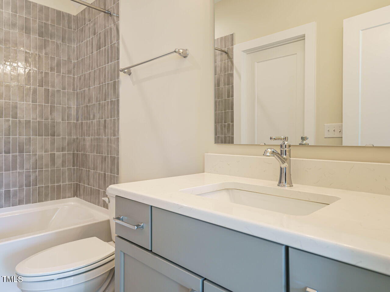 1233 Azalea Garden Circle Property Photo 34