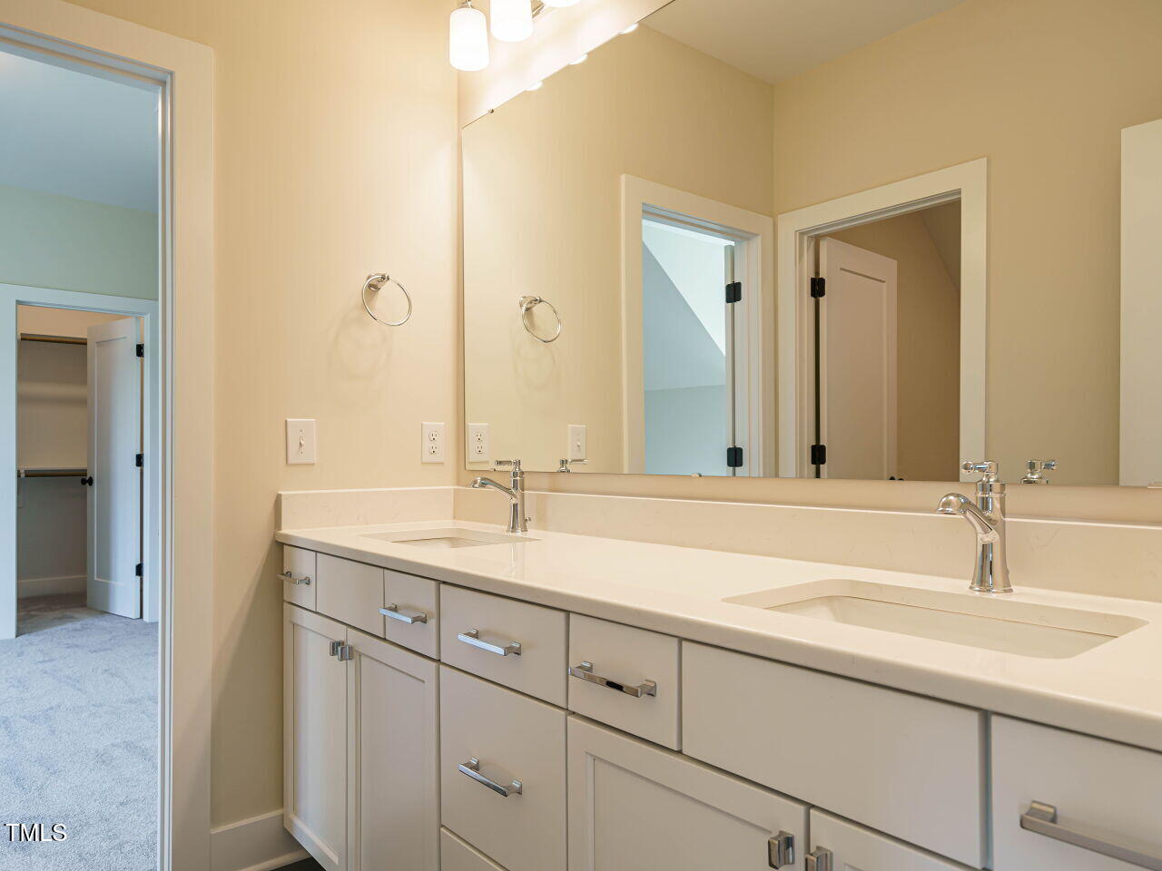 1233 Azalea Garden Circle Property Photo 36