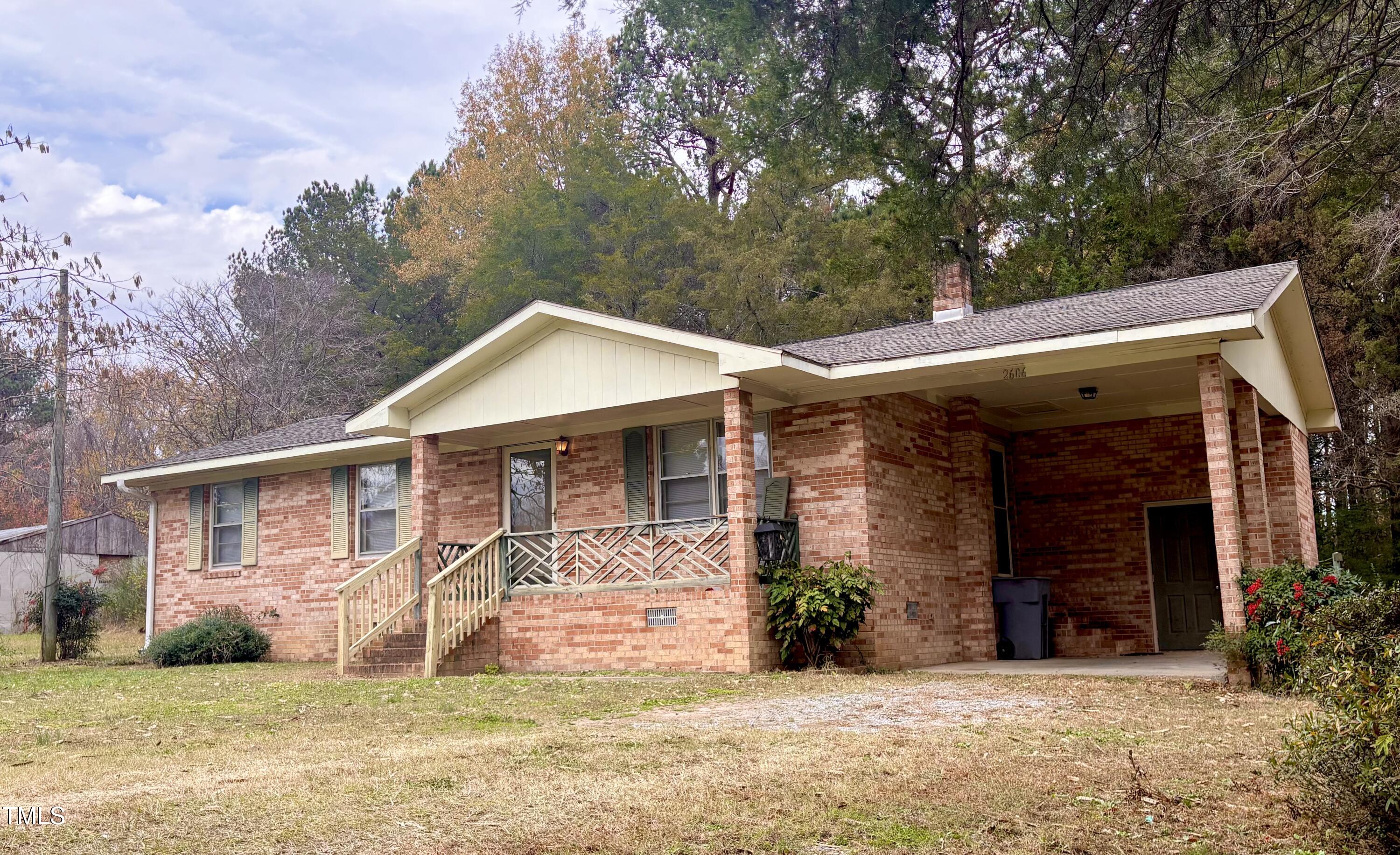 2606 River Road Property Photo 1