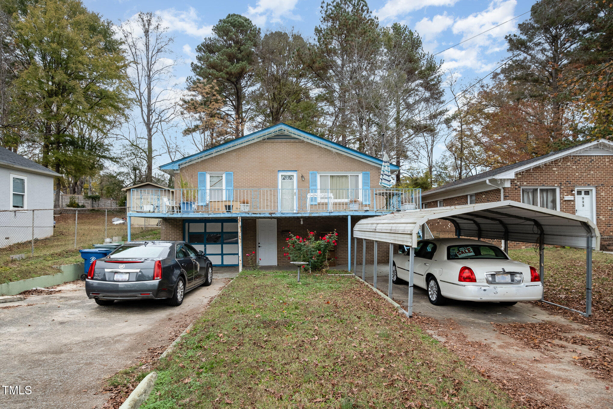 511 Elmira Avenue Property Photo 2