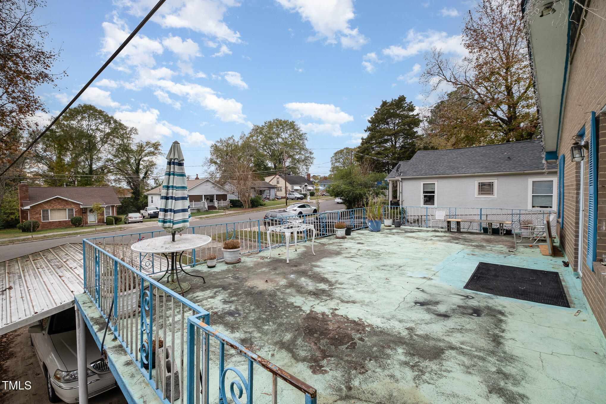 511 Elmira Avenue Property Photo 13