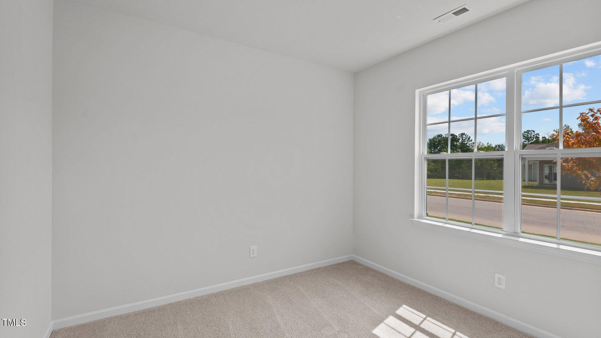 7586 Michelle Road Property Photo 5