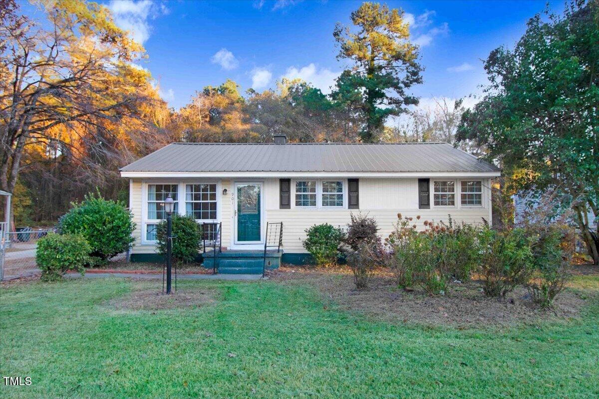901 Candlewood Drive Property Photo