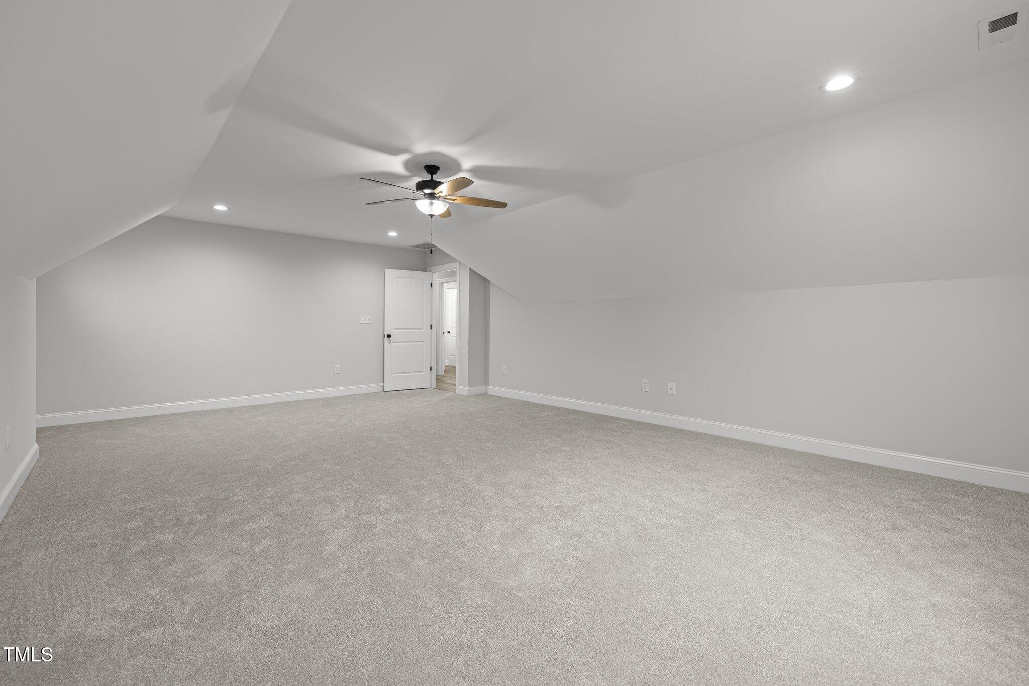 184 Dereham Lane Property Photo 29