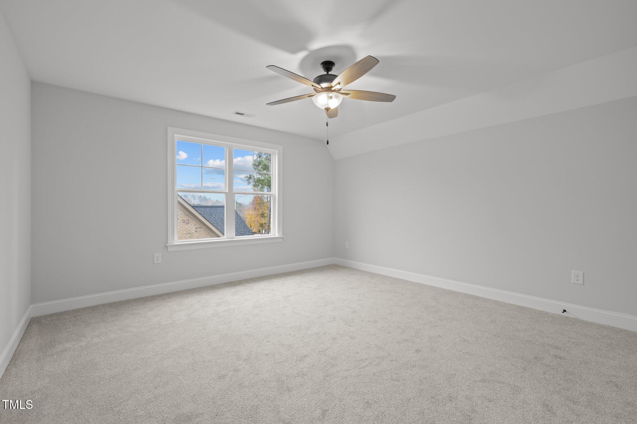184 Dereham Lane Property Photo 31