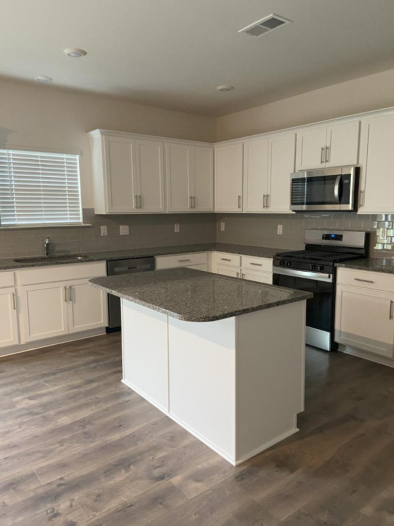 405 Ashley Run Property Photo 5