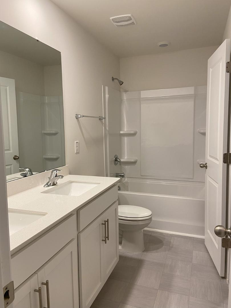 405 Ashley Run Property Photo 28