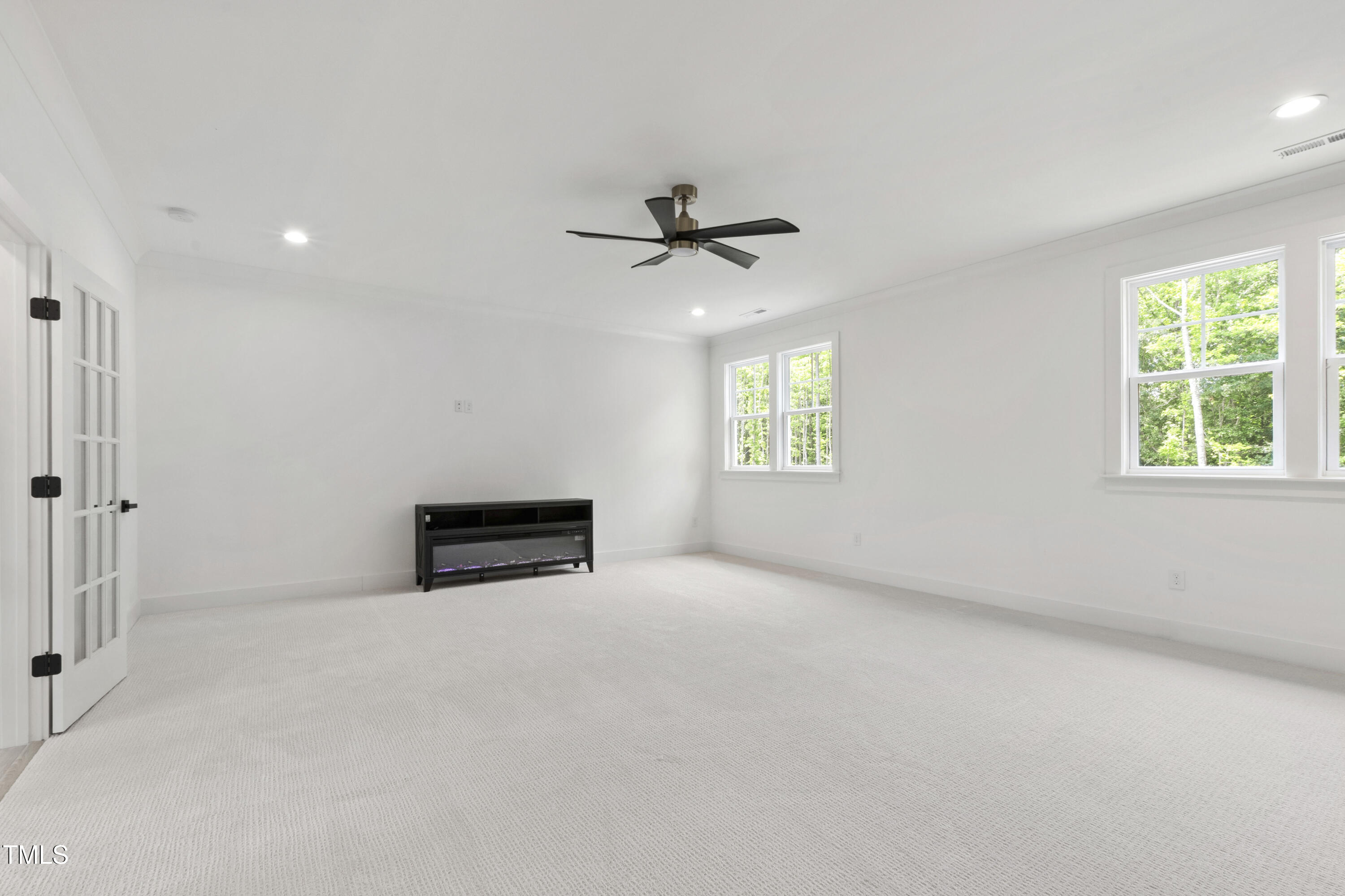 617 Darian Woods Drive Property Photo 49
