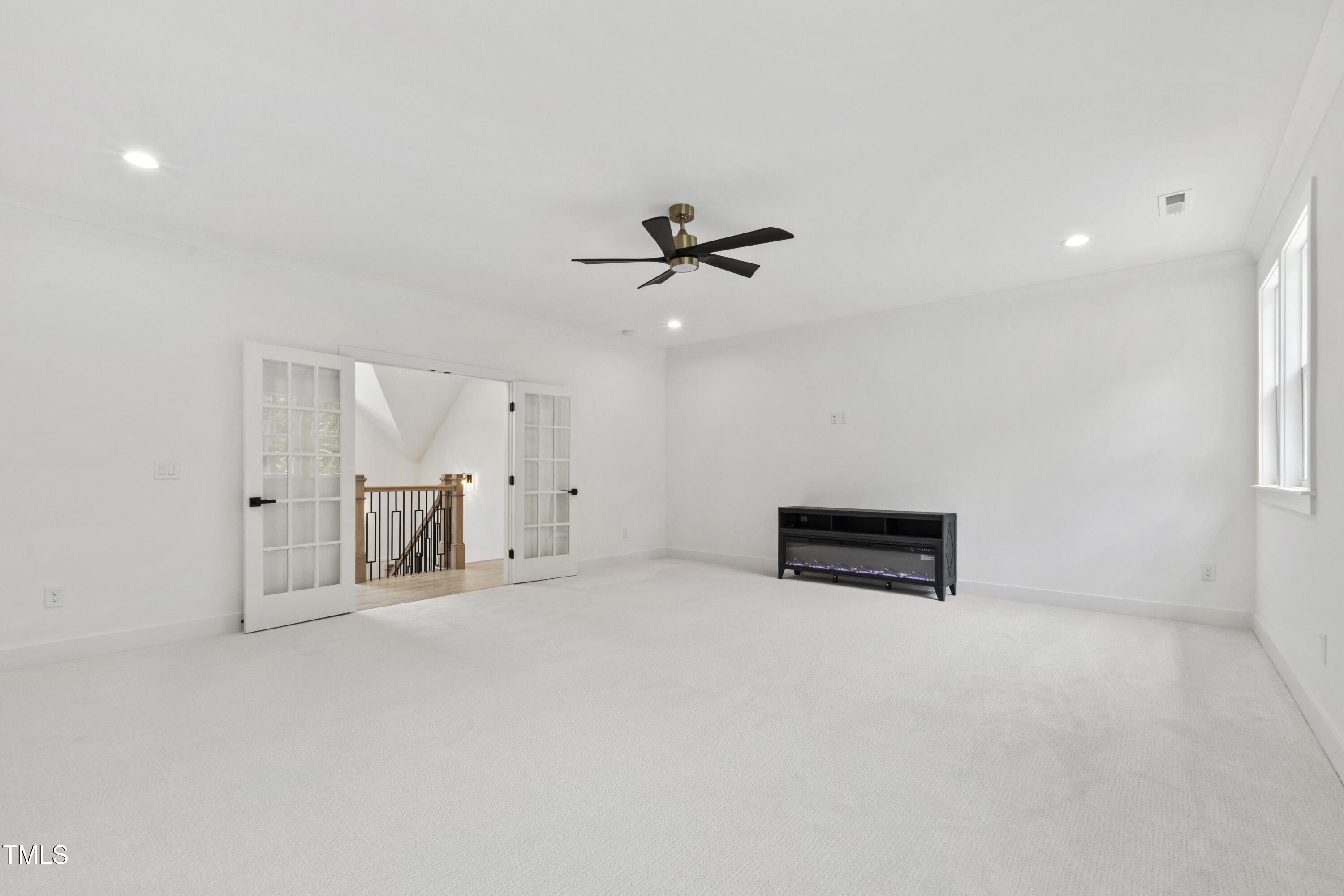 617 Darian Woods Drive Property Photo 50