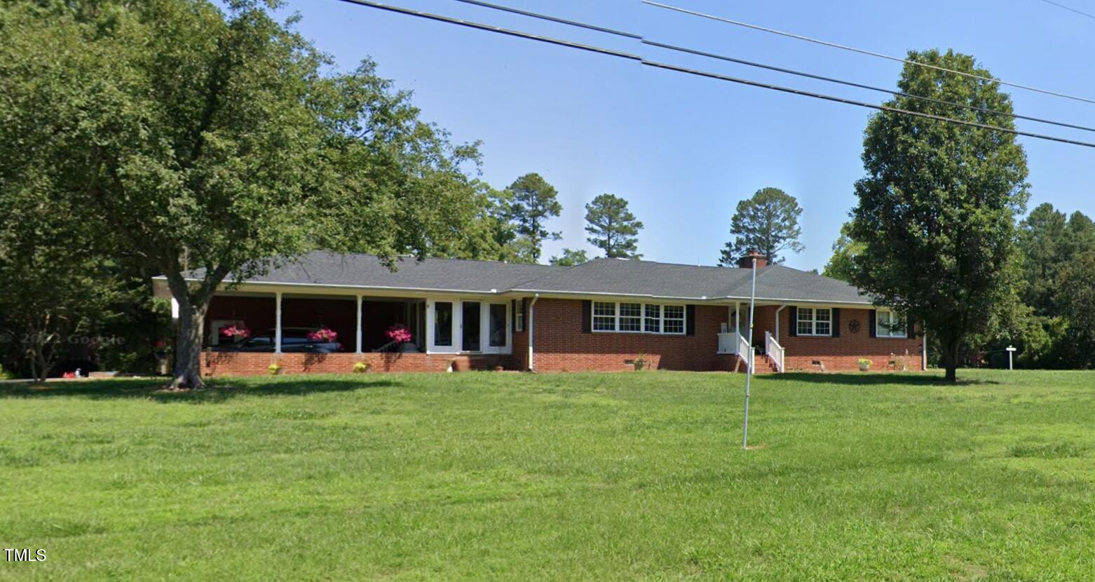5813 Cheek Road Property Photo 3