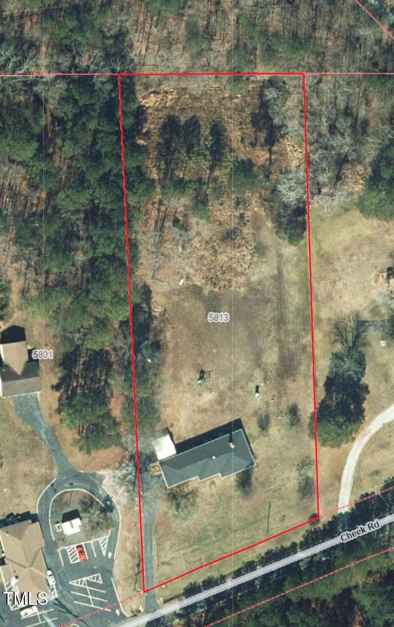 5813 Cheek Road Property Photo 4