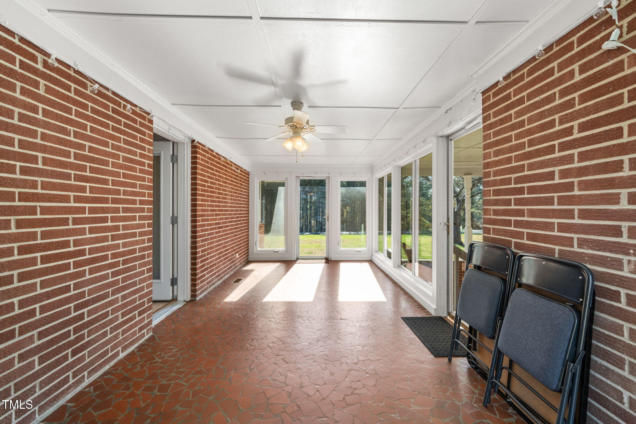 5813 Cheek Road Property Photo 23