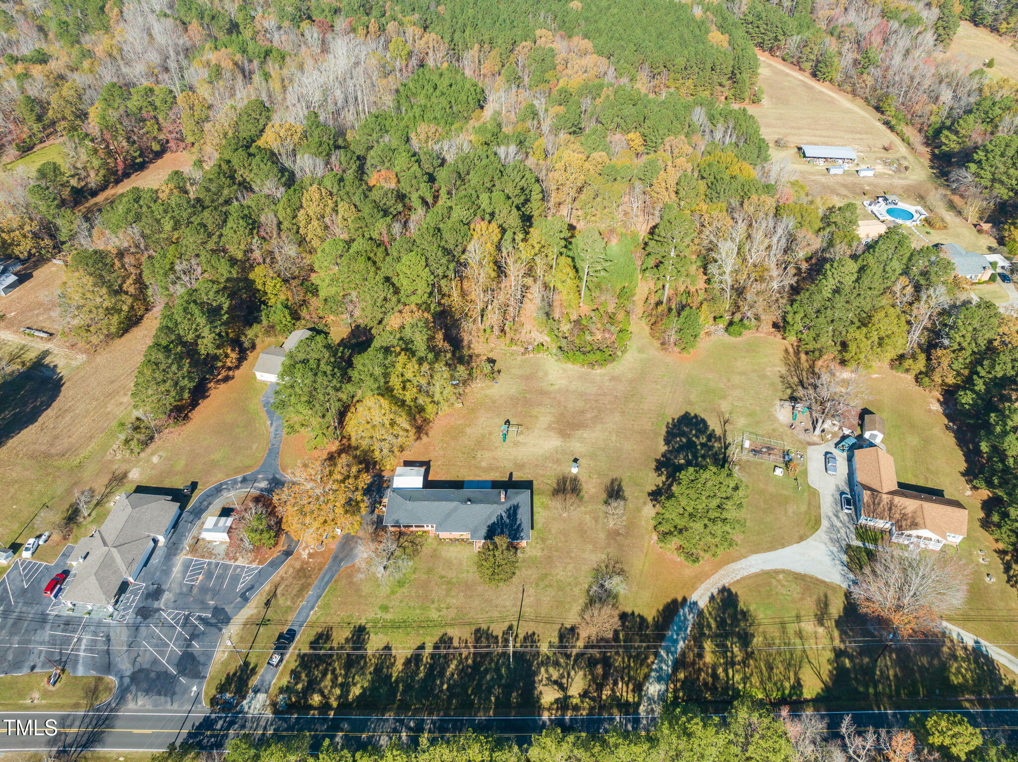 5813 Cheek Road Property Photo 31