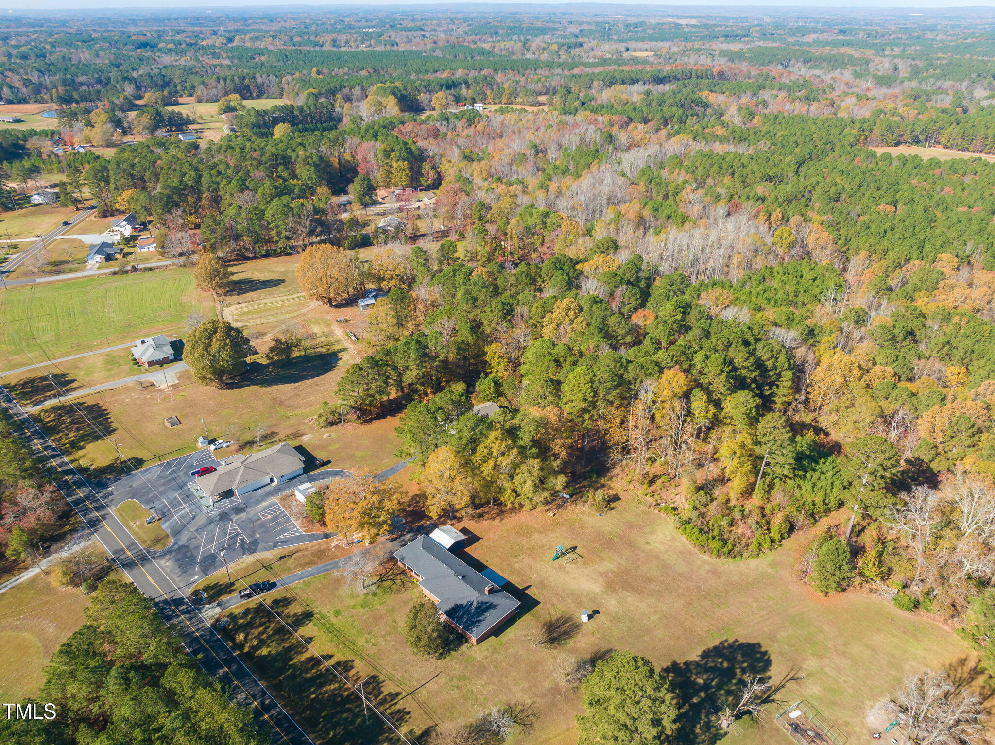 5813 Cheek Road Property Photo 32
