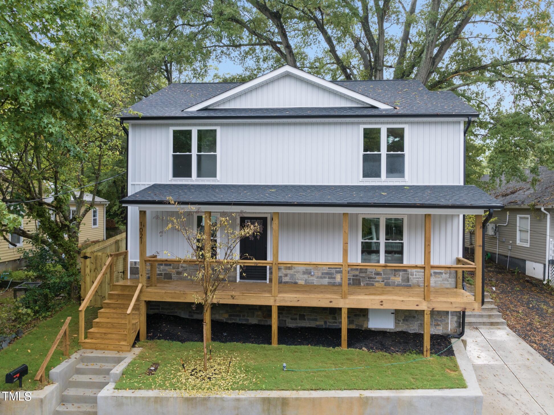 1021 Rosedale Avenue Property Photo