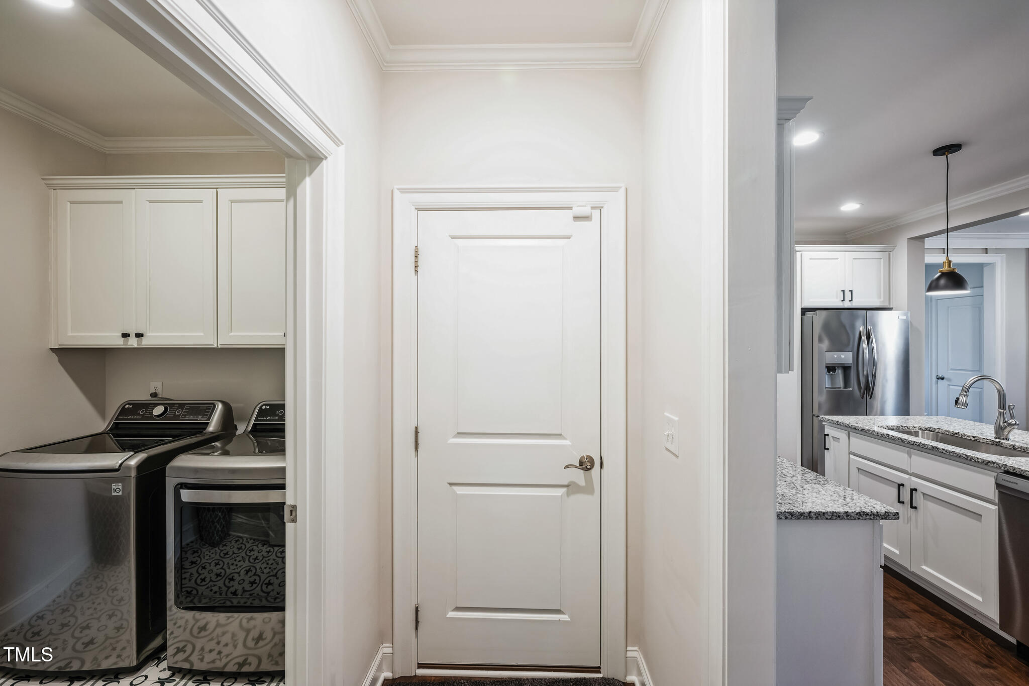 407 Eagle Court Property Photo 17