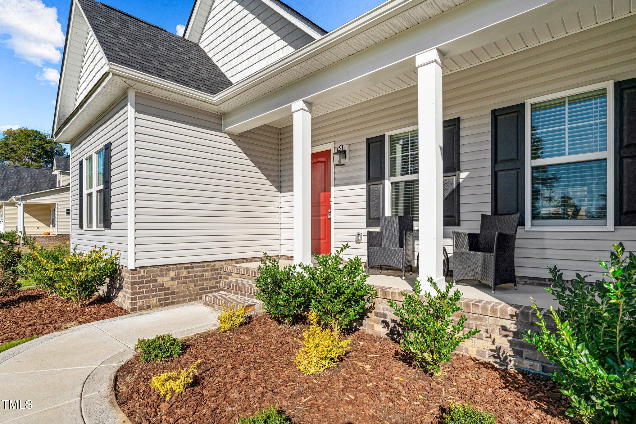80 Black Oak Place Property Photo 3
