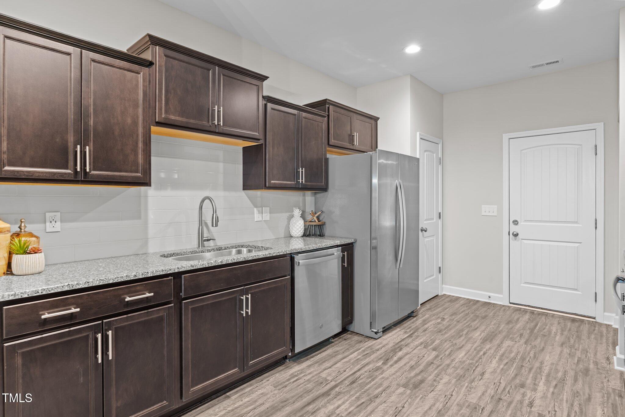 80 Black Oak Place Property Photo 21