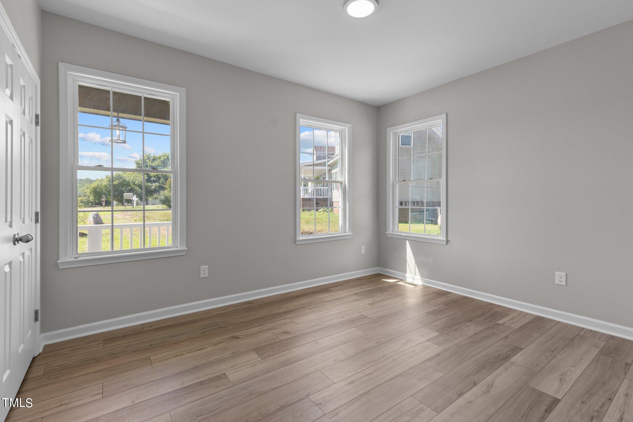 55 Sterling Drive Property Photo 6