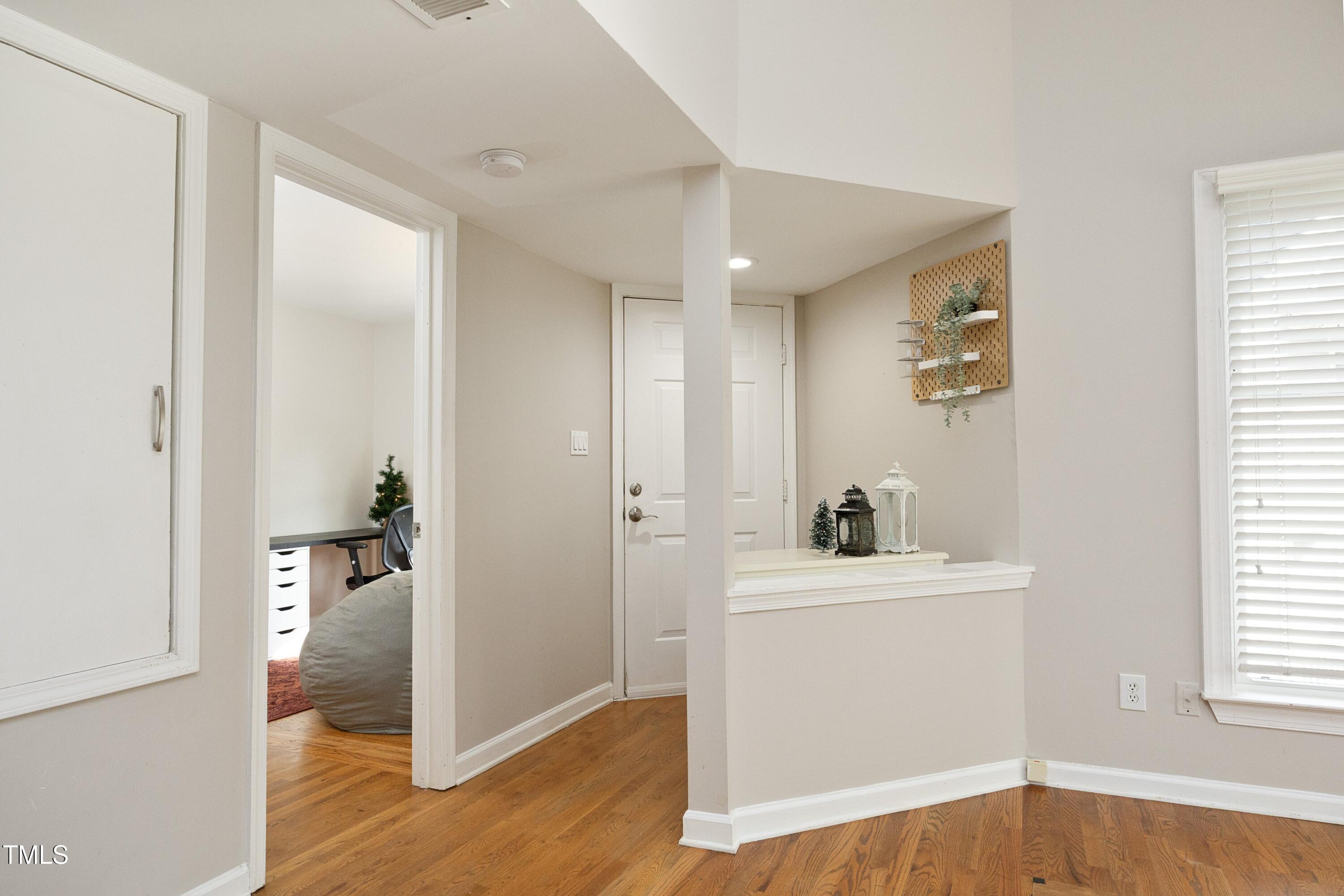 1081 Wirewood Drive # 302 Property Photo 13