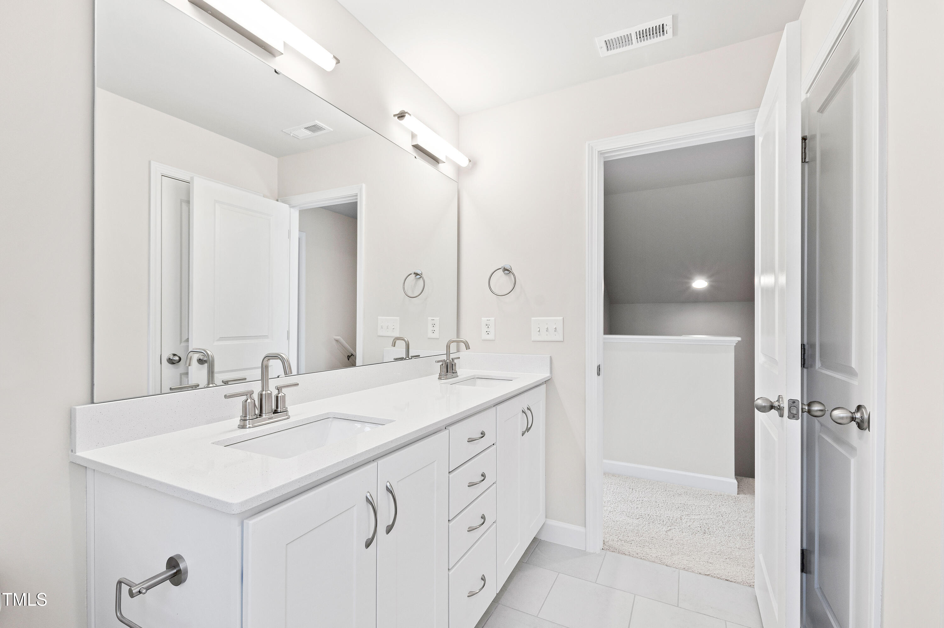169 Running Deer Drive Property Photo 17