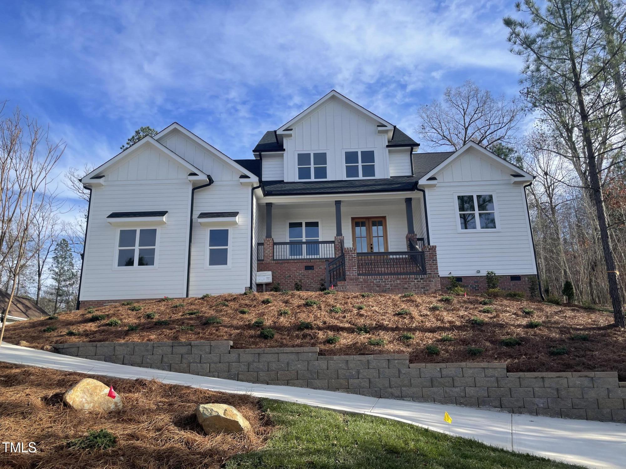 37 Sweet Meadow Lane Property Photo 1