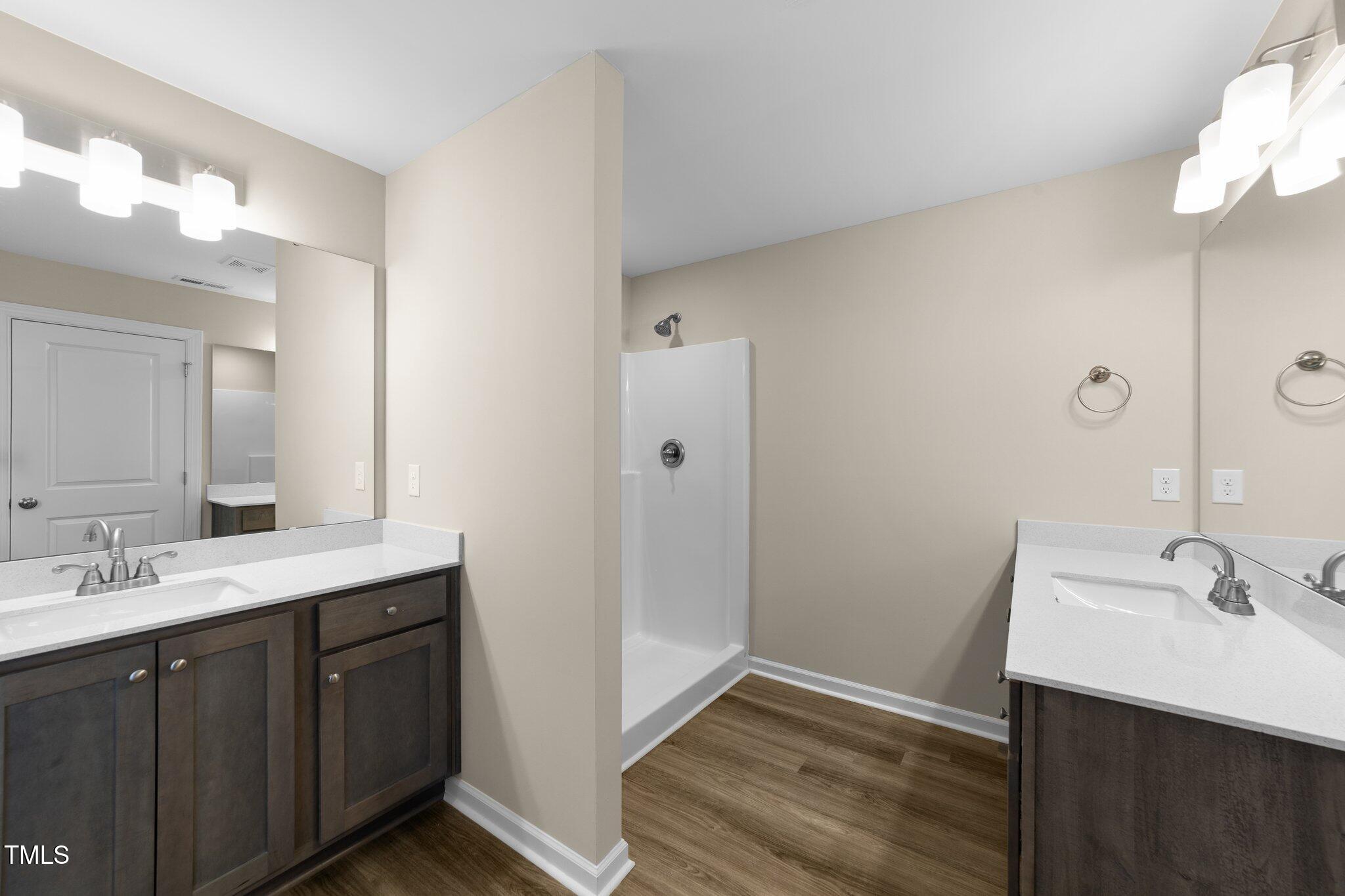 9133 Phoenix Court Property Photo 14