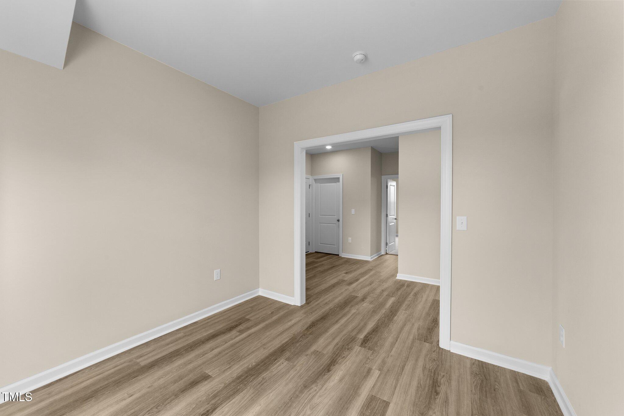 9133 Phoenix Court Property Photo 18