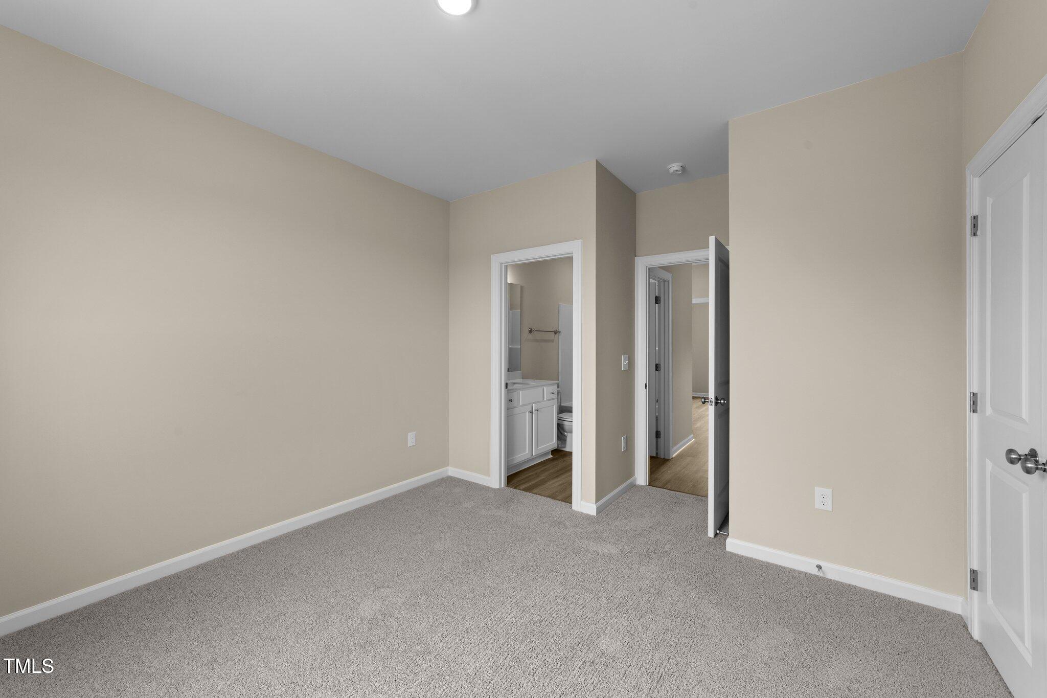 9133 Phoenix Court Property Photo 20