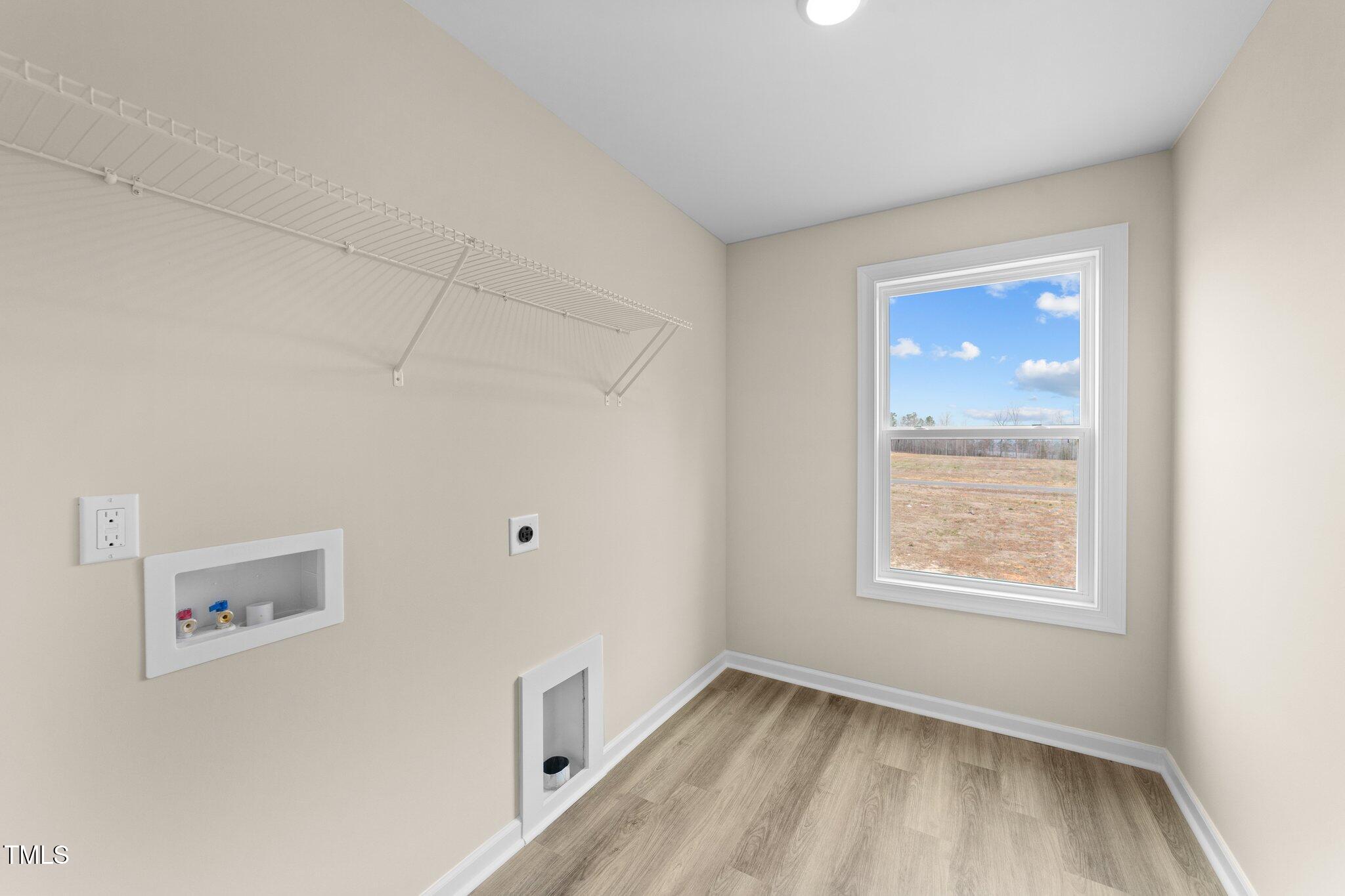 9133 Phoenix Court Property Photo 29