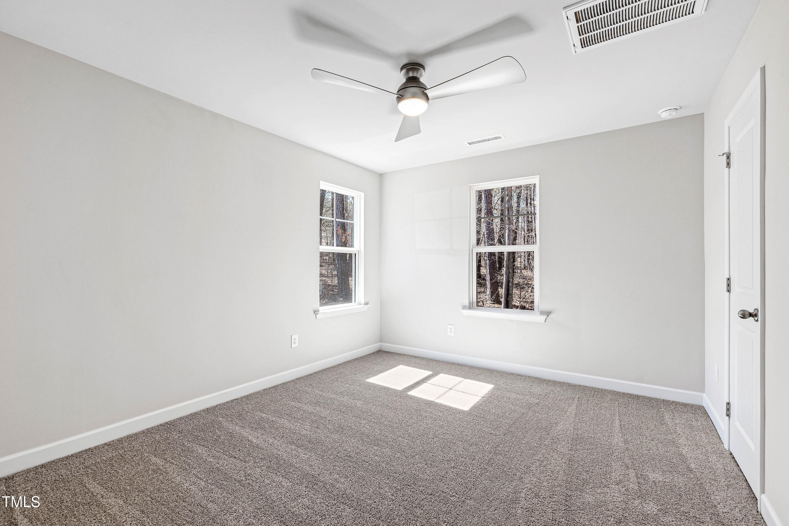 109 Lone Star Drive Property Photo 12