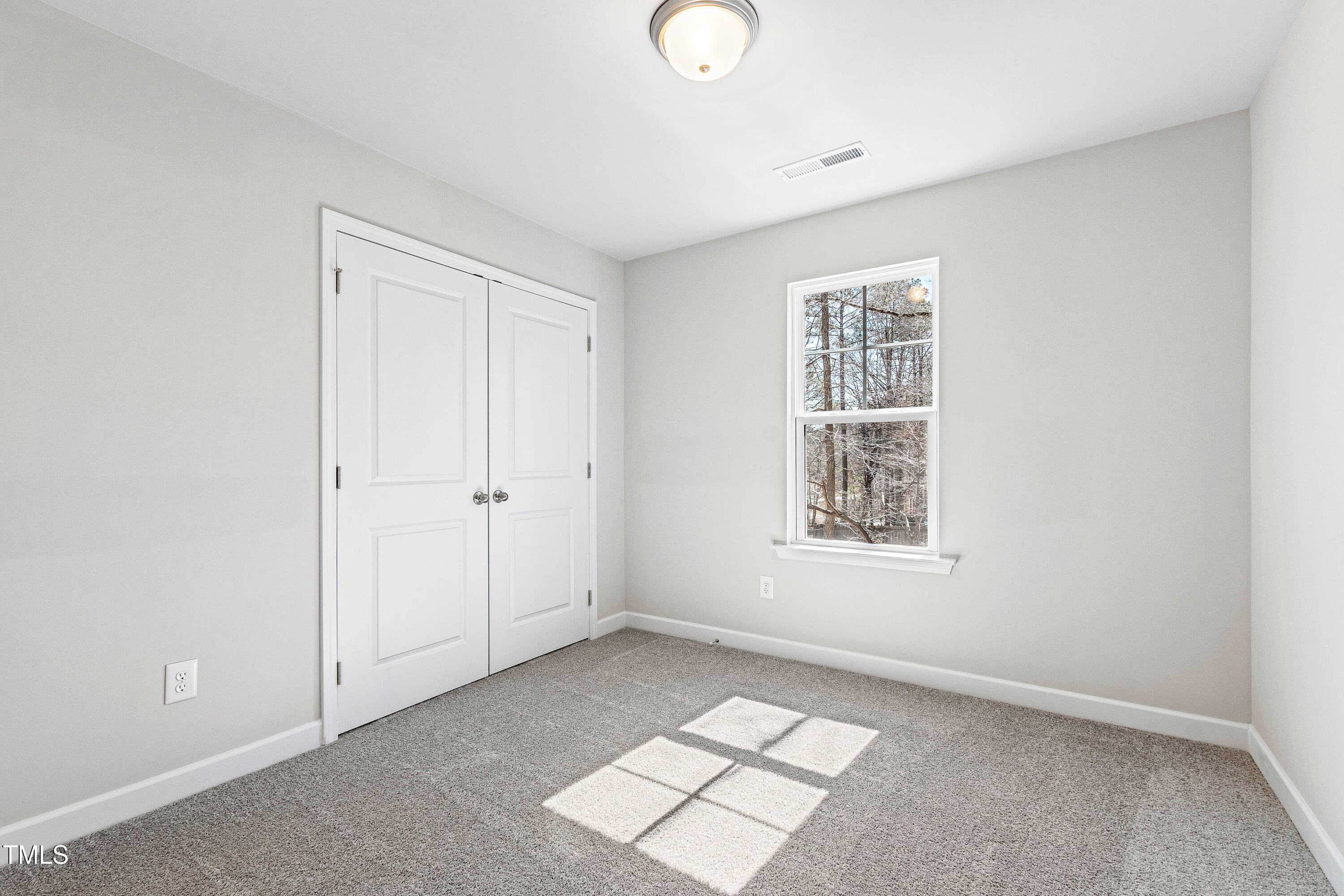 109 Lone Star Drive Property Photo 17