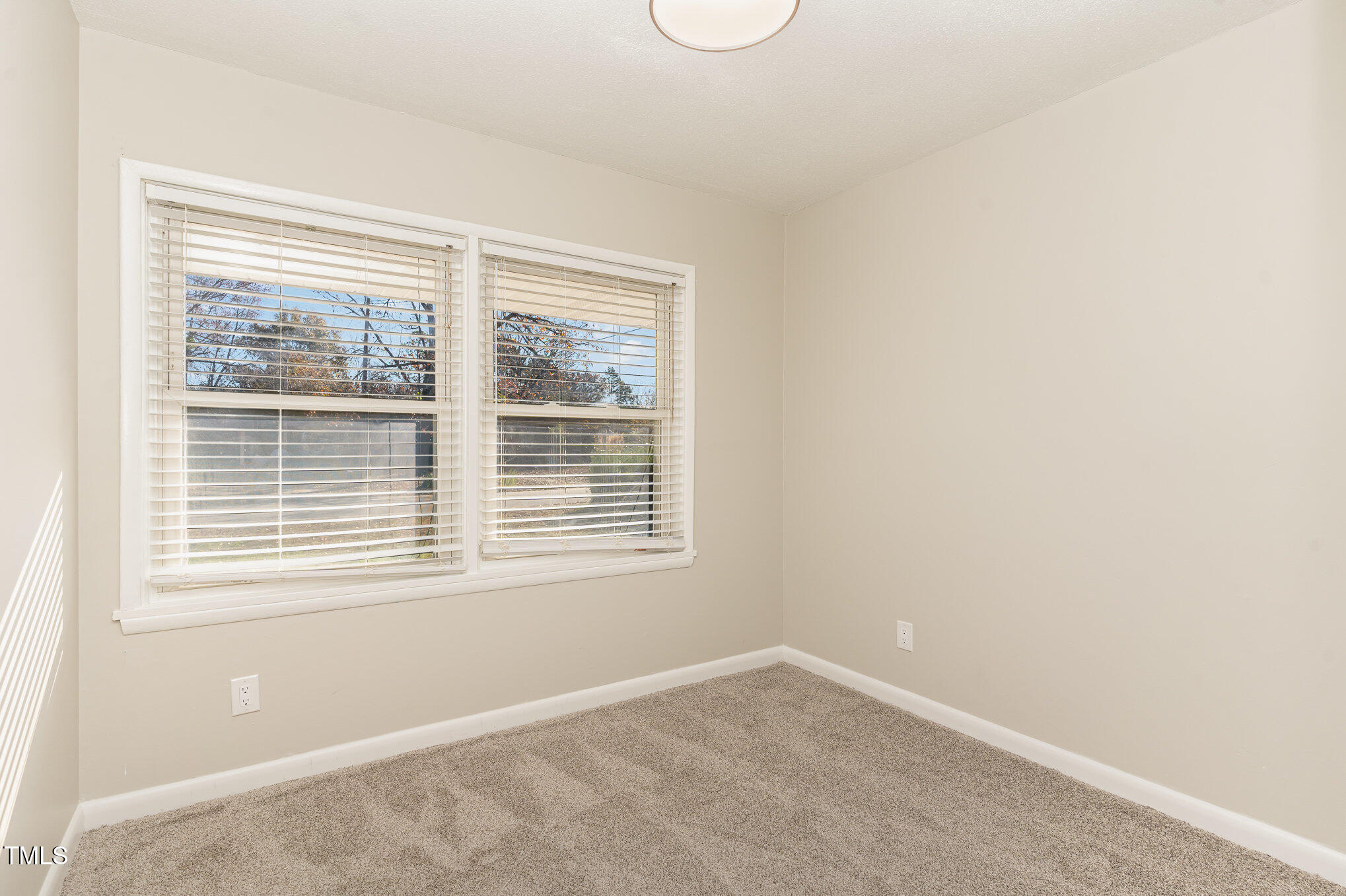 3015 E Brinkley Drive Property Photo 17