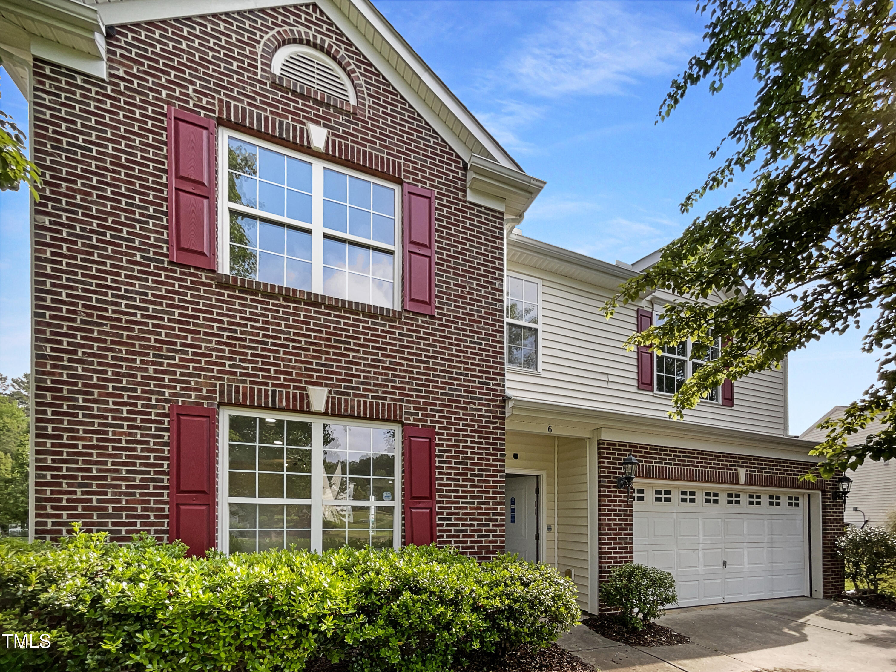 6 Heatherford Court Property Photo 1