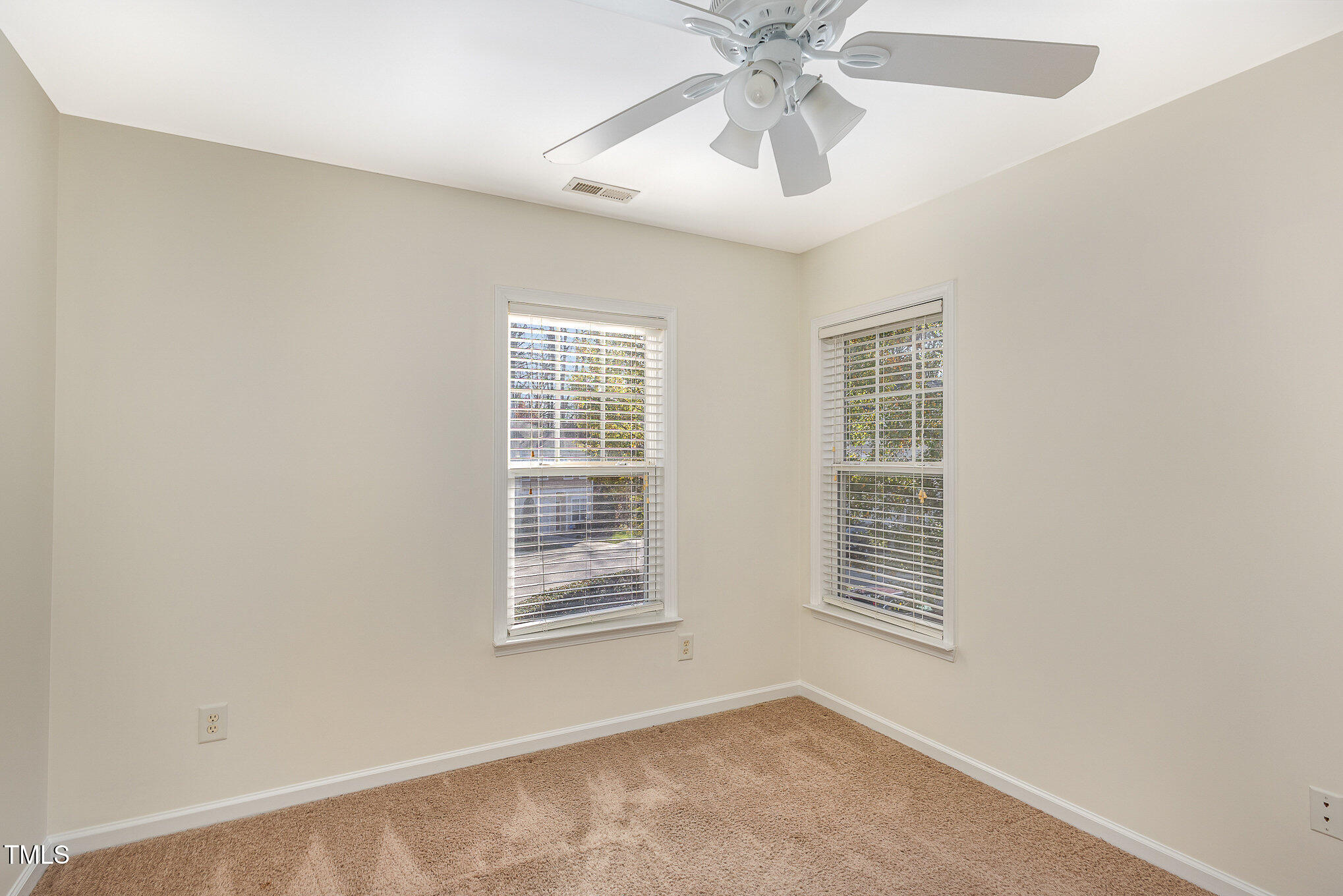 526 Elm Avenue Property Photo 15